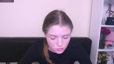Olivia online show from February 14, 2025, 11:21 am