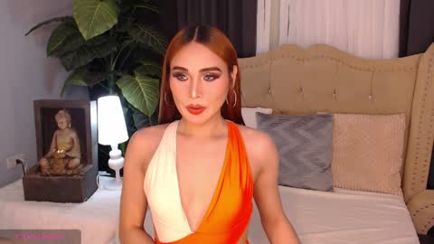 missoliviaontop online show from April 4, 2026, 1:41 pm