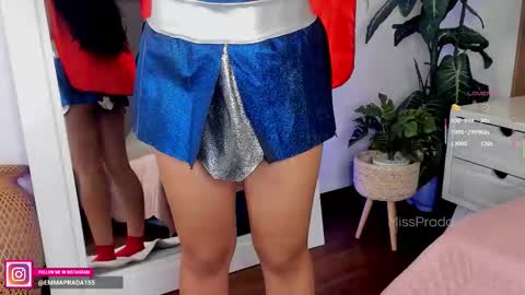 Emma Prada online show from October 14, 2025, 11:55 am