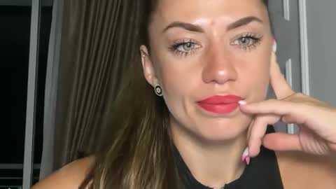 Snapshot of missroriann chatting on May 22, 2026, 4:23 pm missroriann online show from May 22, 2026, 4:23 pm