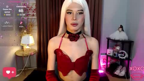 Snapshot of misstransstella69 chatting on October 20, 2025, 7:53 am Stella online show from October 20, 2025, 7:53 am