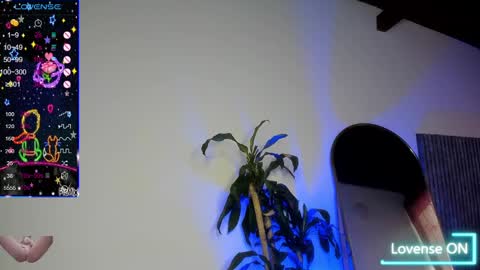 Snapshot of missvalery1 chatting on December 29, 2024, 12:23 pm missvalery1 online show from December 29, 2024, 12:23 pm