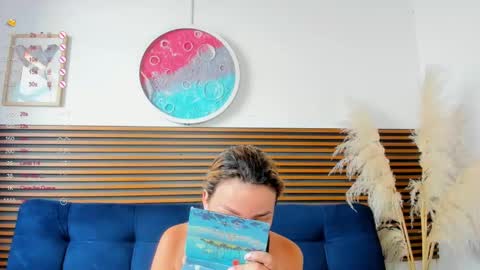 Snapshot of missvalery1 chatting on January 13, 2025, 8:26 pm missvalery1 online show from January 13, 2025, 8:26 pm