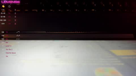 Snapshot of missvalery1 chatting on January 22, 2025, 11:32 pm missvalery1 online show from January 22, 2025, 11:32 pm