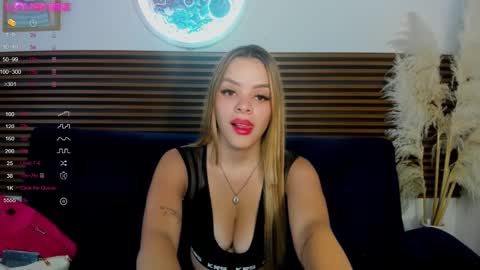 Snapshot of missvalery1 chatting on January 23, 2025, 8:56 pm missvalery1 online show from January 23, 2025, 8:56 pm