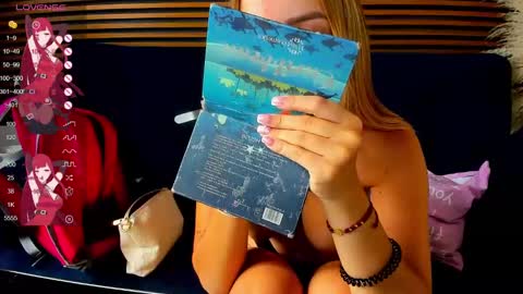 Snapshot of missvalery1 chatting on February 1, 2025, 5:05 pm missvalery1 online show from February 1, 2025, 5:05 pm