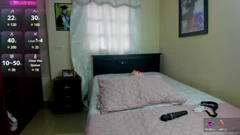 Snapshot of missvalery1 chatting on March 5, 2025, 3:29 pm missvalery1 online show from March 5, 2025, 3:29 pm