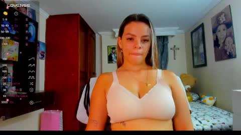 missvalery1 online show from April 27, 2026, 11:14 pm