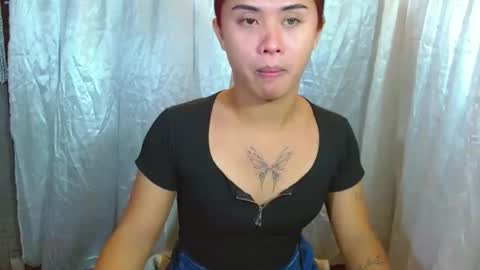 Snapshot of missviolet11 chatting on March 26, 2026, 1:17 pm SweetViolet online show from March 26, 2026, 1:17 pm