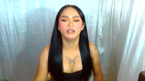 Snapshot of missviolet11 chatting on May 21, 2026, 6:37 pm SweetViolet online show from May 21, 2026, 6:37 pm