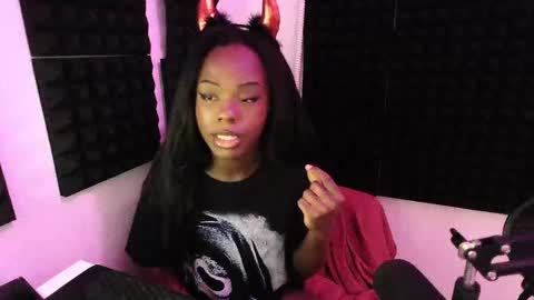 lauren online show from November 1, 2025, 5:09 am