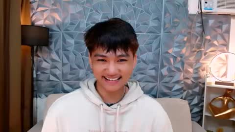 Snapshot of mister_officer chatting on February 18, 2025, 2:16 am SAINT SACHI will make your day online show from February 18, 2025, 2:16 am