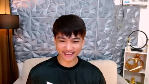 Snapshot of mister_officer chatting on February 22, 2025, 4:18 am SAINT SACHI will make your day online show from February 22, 2025, 4:18 am