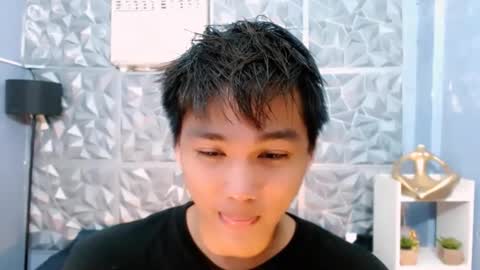 Snapshot of mister_officer chatting on November 1, 2025, 5:31 am SAINT SACHI will make your day online show from November 1, 2025, 5:31 am