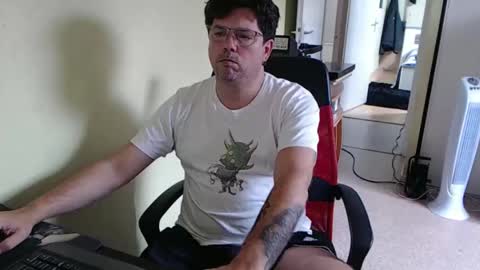 Snapshot of mistercoeur1 chatting on September 13, 2025, 7:41 am mistercoeur online show from September 13, 2025, 7:41 am