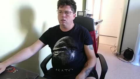 Snapshot of mistercoeur1 chatting on October 7, 2025, 2:36 pm mistercoeur online show from October 7, 2025, 2:36 pm