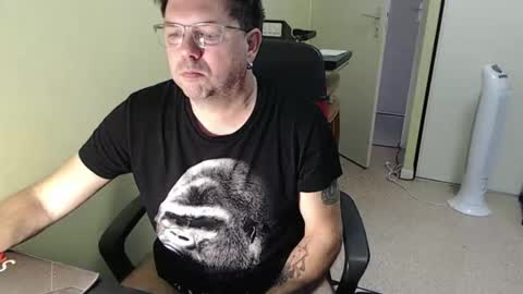 mistercoeur online show from November 15, 2025, 9:39 am