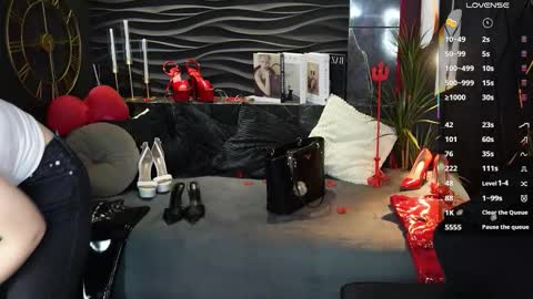 Darsy online show from February 19, 2026, 1:51 pm