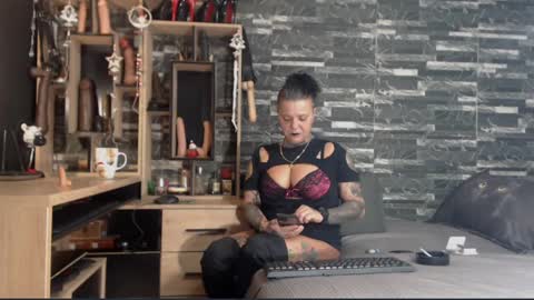 Mistress Mirybossy online show from December 17, 2024, 11:27 pm