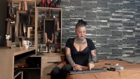 Mistress Mirybossy online show from January 12, 2025, 1:32 am