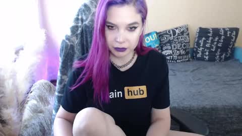 Snapshot of mistressbailey_x chatting on April 26, 2026, 10:13 am Miss Bailey online show from April 26, 2026, 10:13 am