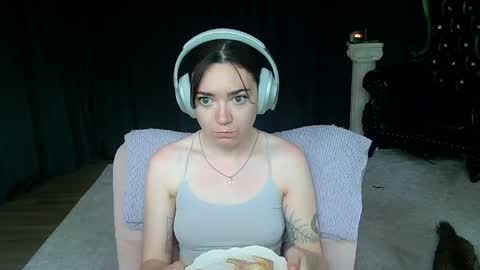 Snapshot of mistressjuniper chatting on April 3, 2026, 2:48 pm Mistress June online show from April 3, 2026, 2:48 pm