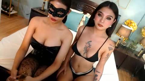 mistressmoonluna online show from July 7, 2026, 7:23 am