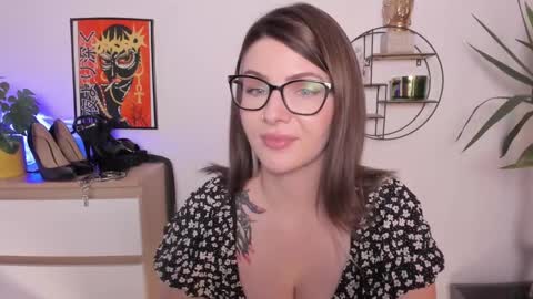 SANDY online show from January 3, 2025, 6:03 pm