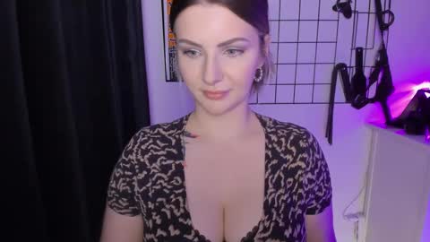 SANDY online show from March 4, 2025, 9:54 pm