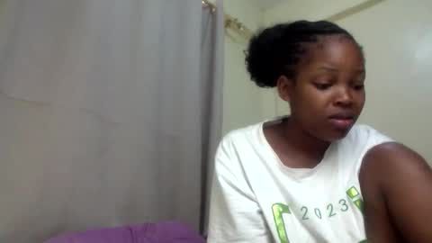 misty_shee online show from November 25, 2025, 7:08 am