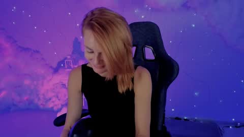 Snapshot of mistybarnes chatting on March 3, 2025, 3:09 pm MistyBarnes NONUDE MODEL online show from March 3, 2025, 3:09 pm