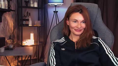 Snapshot of mistybarnes chatting on February 21, 2026, 2:29 pm MistyBarnes NONUDE MODEL online show from February 21, 2026, 2:29 pm