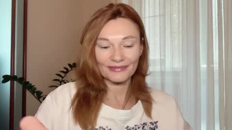 Snapshot of mistybarnes chatting on April 3, 2026, 11:19 am MistyBarnes NONUDE MODEL online show from April 3, 2026, 11:19 am