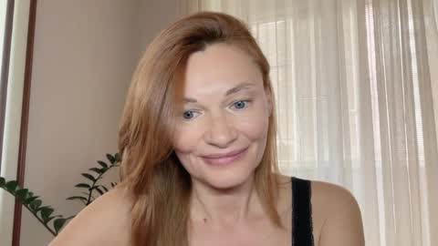 Snapshot of mistybarnes chatting on April 5, 2026, 11:18 am MistyBarnes NONUDE MODEL online show from April 5, 2026, 11:18 am