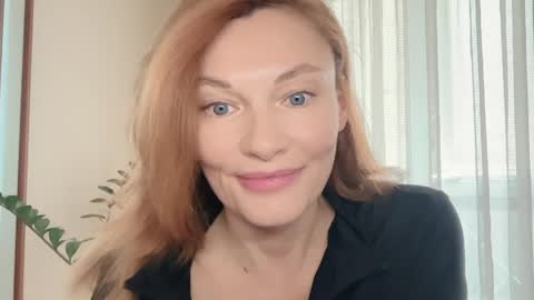 Snapshot of mistybarnes chatting on April 8, 2026, 7:41 am MistyBarnes NONUDE MODEL online show from April 8, 2026, 7:41 am