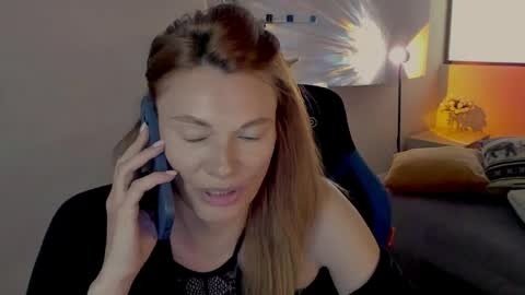 Snapshot of mistybarnes chatting on May 9, 2026, 1:16 pm MistyBarnes NONUDE MODEL online show from May 9, 2026, 1:16 pm