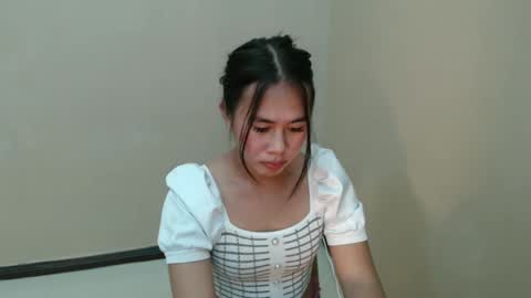 Snapshot of mitsuri_yuki chatting on February 13, 2025, 8:48 am Mitsu online show from February 13, 2025, 8:48 am