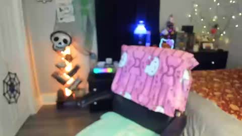 Snapshot of mixed_baedd chatting on October 12, 2025, 7:51 am mixedbaedd online show from October 12, 2025, 7:51 am