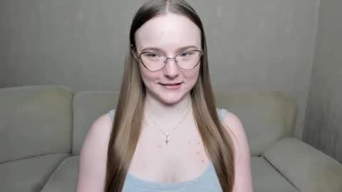 Miya online show from December 14, 2024, 5:25 pm