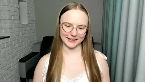 Miya online show from January 28, 2025, 1:59 pm