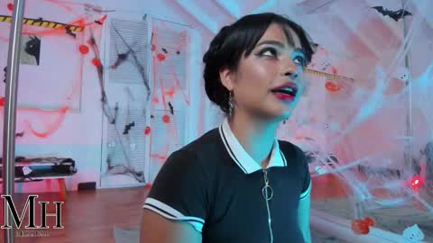 mizzhell_ online show from October 29, 2025, 3:36 pm