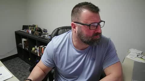 Snapshot of mlangworthy chatting on April 2, 2026, 2:58 pm MLangworthy online show from April 2, 2026, 2:58 pm