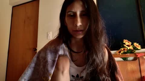 MoonLipson online show from October 3, 2025, 4:53 am