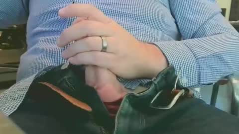 mmfan333 online show from November 17, 2025, 7:30 pm