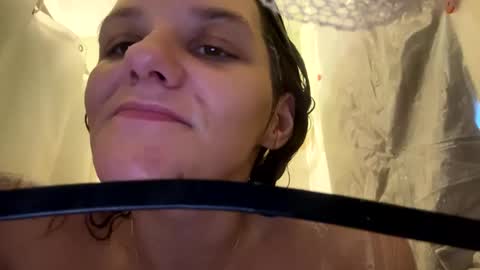 Snapshot of mmmmkxoxo chatting on September 13, 2025, 10:09 pm MK online show from September 13, 2025, 10:09 pm