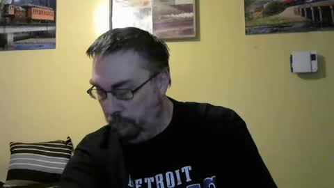 mmr45 online show from October 24, 2025, 4:42 am