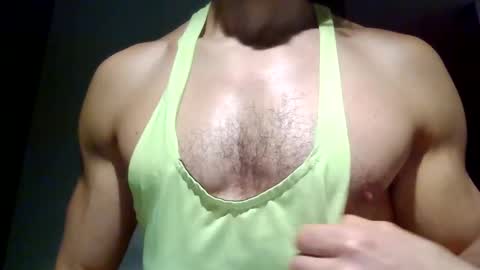 Snapshot of mmuscularman chatting on December 10, 2024, 6:54 am mmuscularman online show from December 10, 2024, 6:54 am