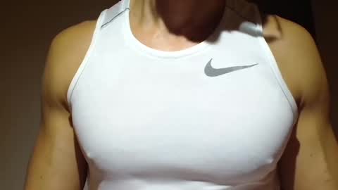 Snapshot of mmuscularman chatting on September 30, 2025, 7:35 am mmuscularman online show from September 30, 2025, 7:35 am