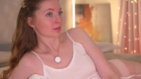 moan_elisa online show from February 14, 2026, 1:24 am