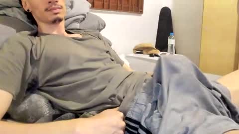 Snapshot of moderdelier chatting on March 14, 2026, 2:06 am DigBreed online show from March 14, 2026, 2:06 am